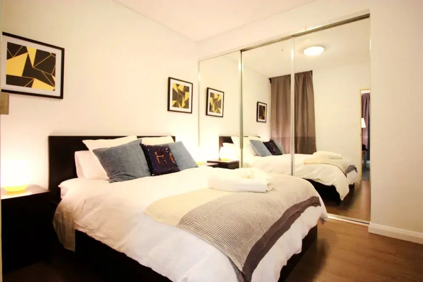 Цены на Spacious Apartment Central Location в Сиднее
