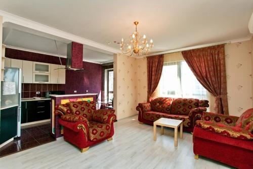 Daudel Apartments on M.Gorkiy — комфортный отель в Тюмени