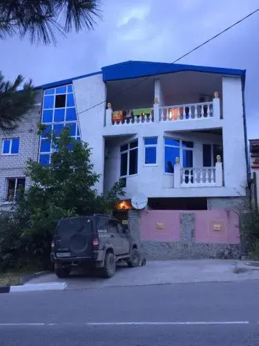 Guest House on Kievskaya Street — отель с удобным расположением в Геленджике