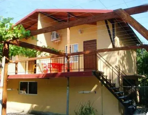 Guest House on Parkovaya ulitsa — отель с удобствами в Геленджике