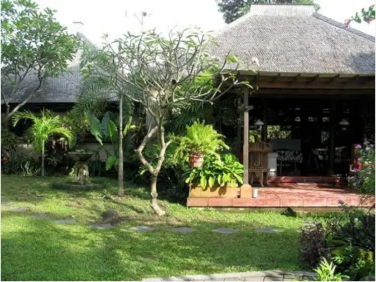 Цены на Villa Uma Suar в Денпасар