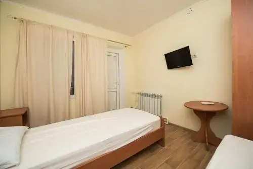 Цены на Guesthouse Sportivnaya 4a в Кабардинка