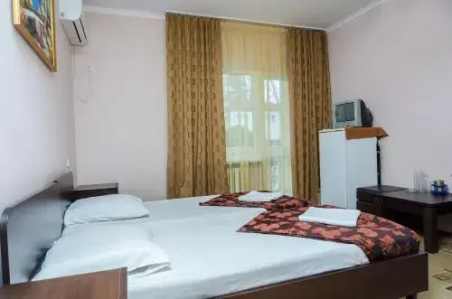 Цены на Guest house on Demokraticheskaya 62a в Сириусе