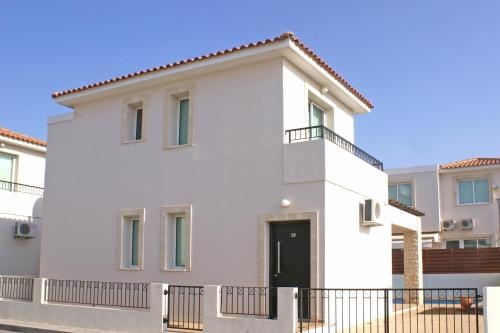 Villa Madison — отель с удобным расположением в Протарас