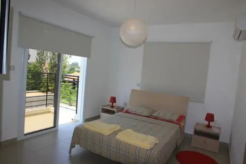 Villa Pietra — отель с удобствами в Айя-Напа
