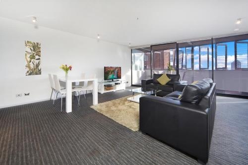 Astra Apartments — забронировать отель в Сиднее