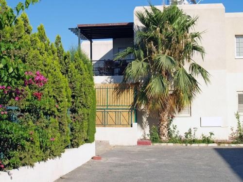 Santa Barbara Apartment — отель с удобным расположением в Лимассол