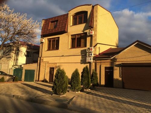 Цены на Apartment Turgeneva 236/1 в Анапе