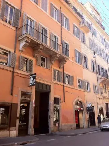 Цены на La Finestra Sul Cortile в Риме
