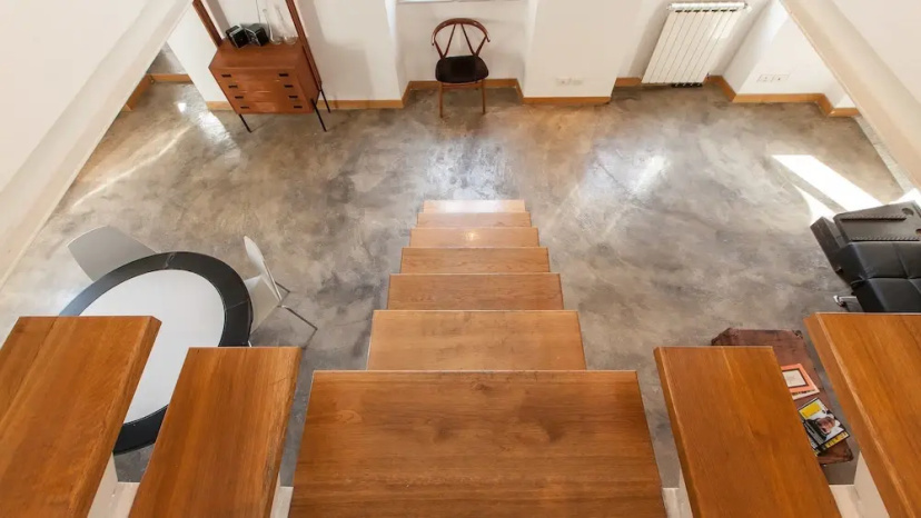 Rental In Rome Cavour Penthouse — отель с удобным расположением в Риме