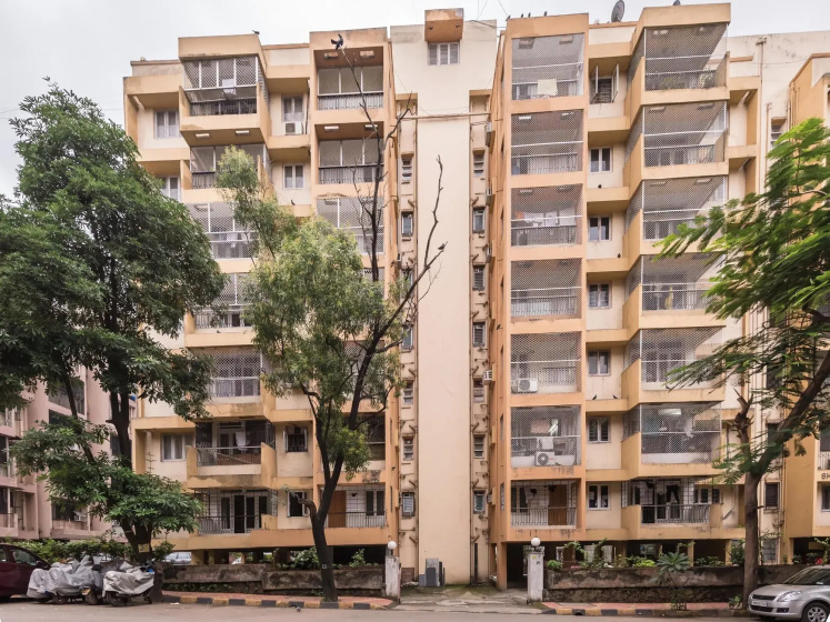 OYO Apartments Malad Raheja Complex Road — отель с удобствами в Мумбаи