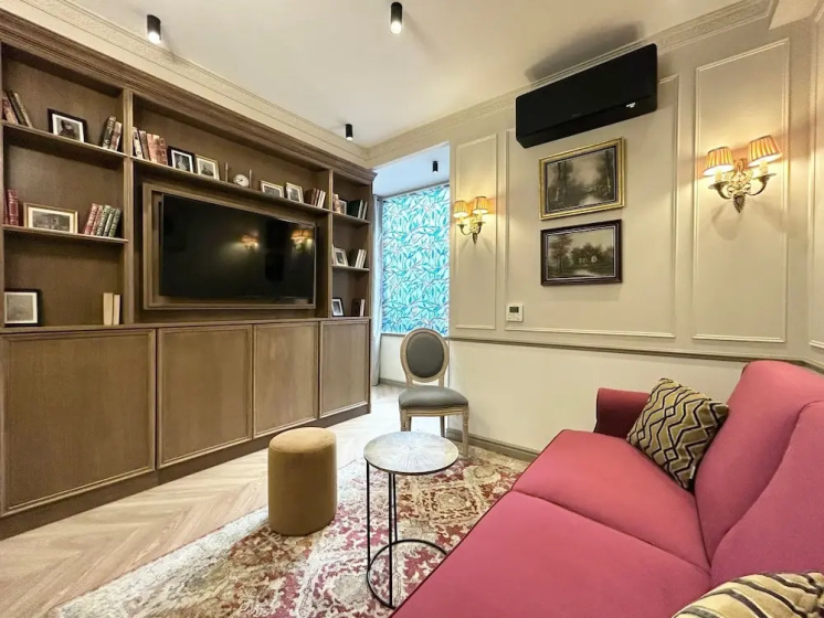 Merveil Luxury Suite - Eiffel Bourgogne — комфортный отель в Париже