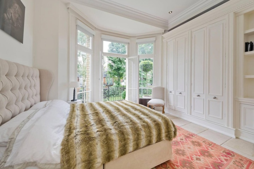 Cute 2-bed Chelsea Apartment — отзывы гостей и цены