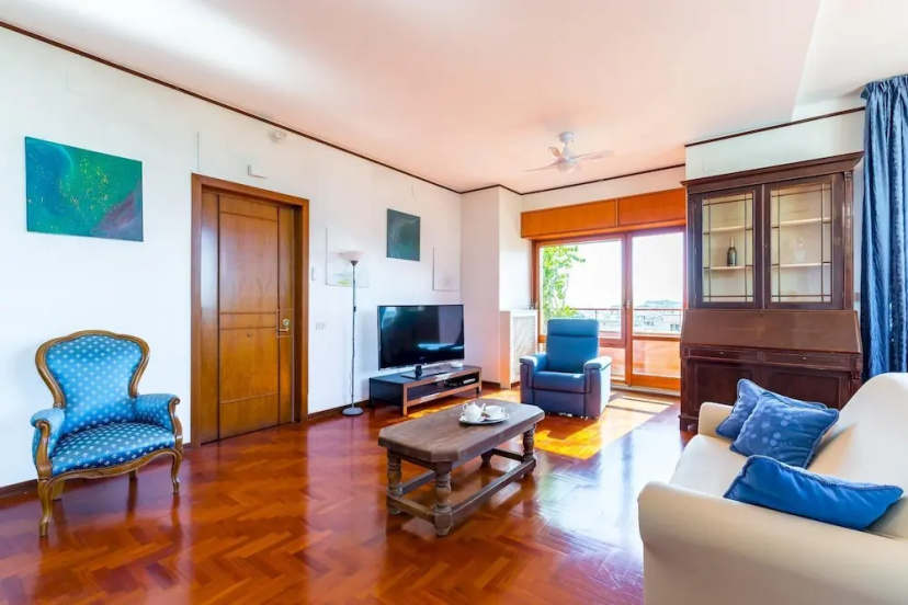 Цены на Terrazza 30 by Napoliapartments в Неаполе