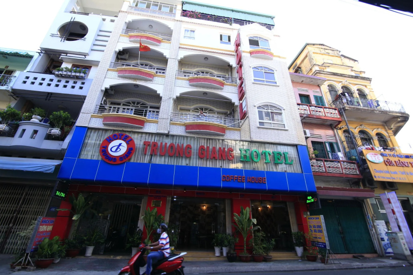 Truong Giang Hotel — отзывы гостей и цены