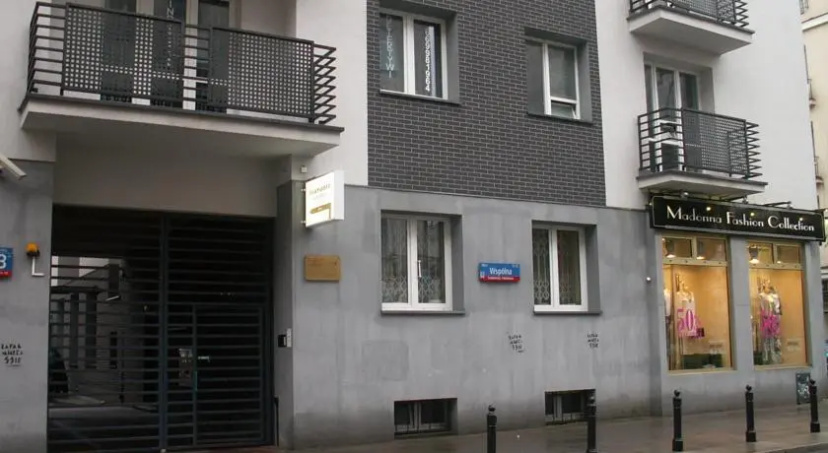 Цены на Apartament в Варшаве