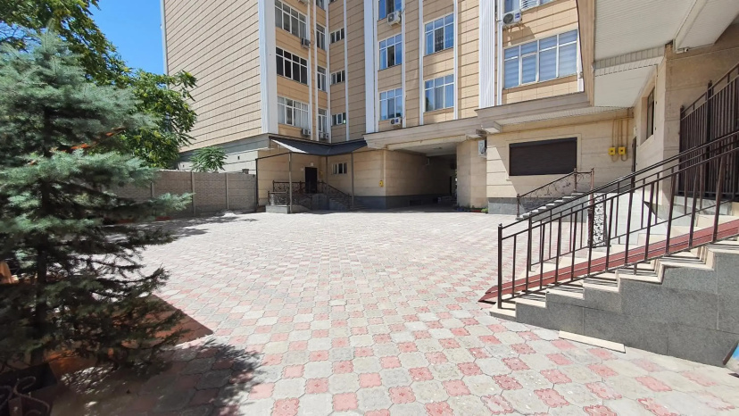 White apartment with panoramic view in the center — отель в Бишкек, Киргизия