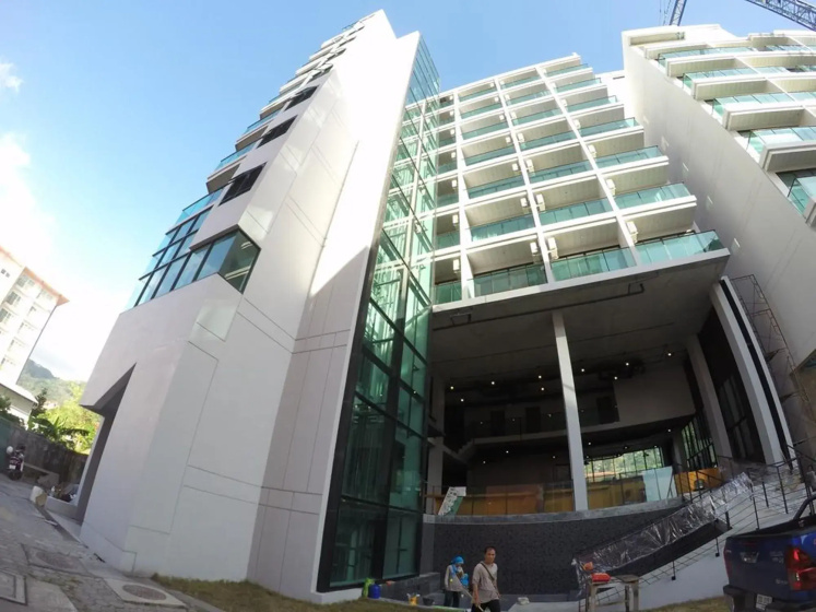 Phoenix Grand Hotel — комфортный отель в Патонг