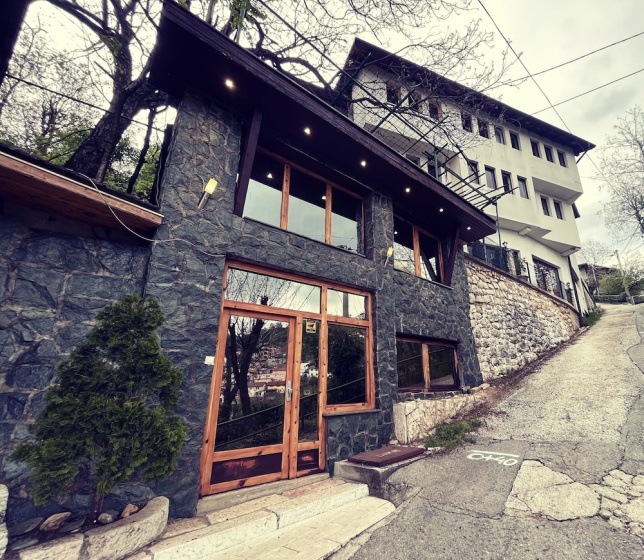 Guest House Like — забронировать отель в Сараево