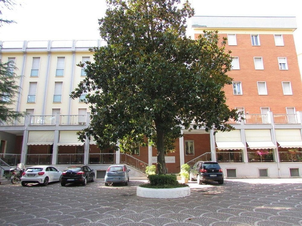 Villa Dei Giuochi Delfici — отель с удобствами в Риме