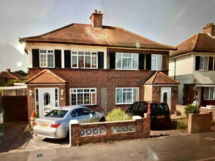 Empire London Properties - Goshawk Gardens — отель в Лондоне, Соединенное Королевство