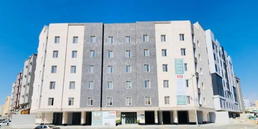 Holiday Plus Mishrifah Apartments — отель с удобным расположением в Джидде