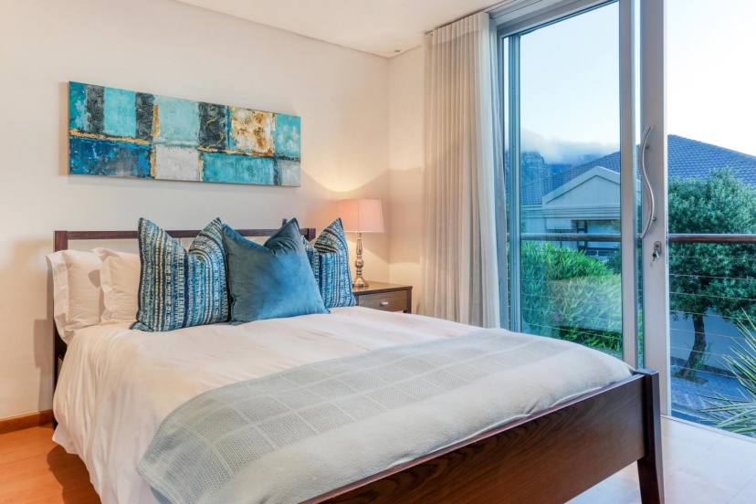 Strathmore House - Camps Bay 2 — отель в Кейптауне, Южноафриканская Республика