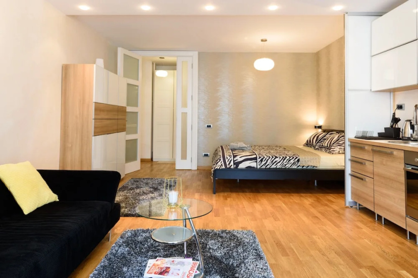 Mona Lux apartman 3 — отель в Белграде, Сербия