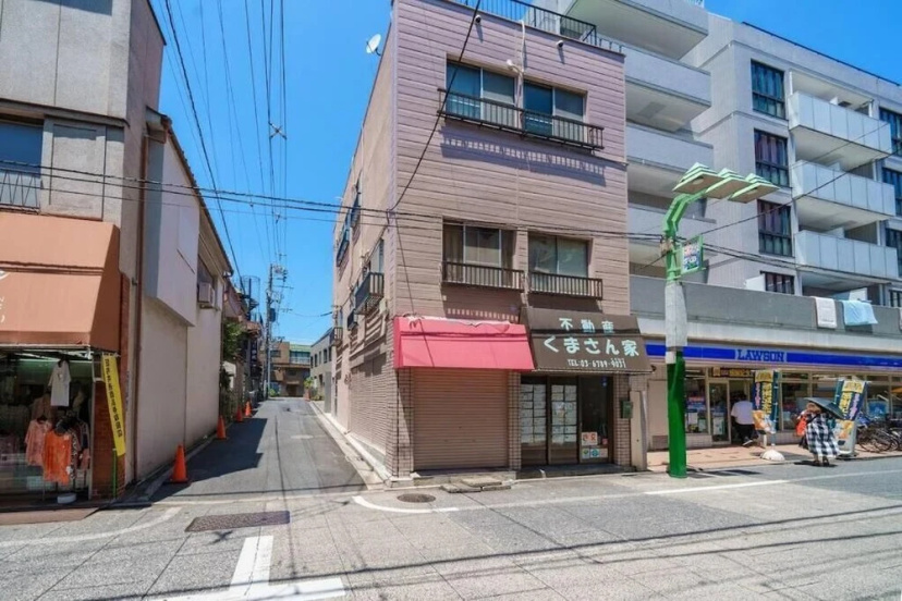 Itabashi Ekimae Store Diamond Yuu — отель с удобствами в Токио