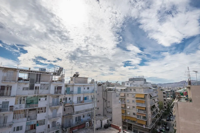 Central Athens Loft  by Cloudkeys — отель с удобным расположением в Афины