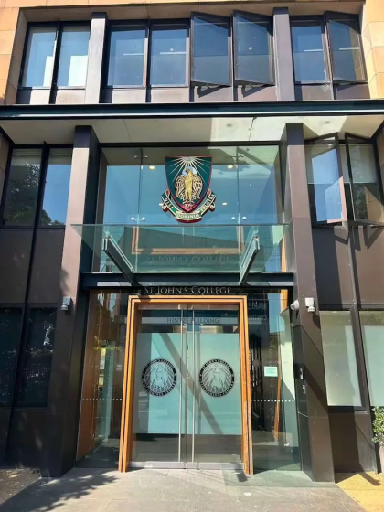 Camperdown Cozy Corner 3 — отель с удобствами в Сиднее