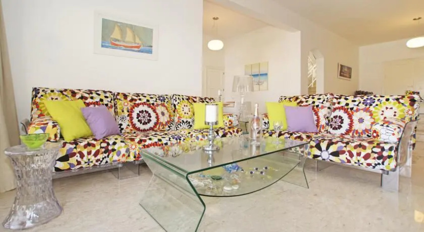 Villa Vivian — отель с удобным расположением в Протарас