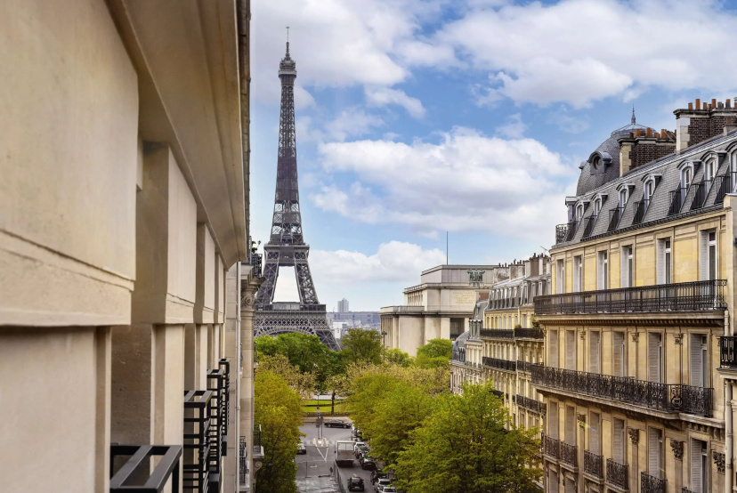 Canopy by Hilton Paris Eiffel Tower — забронировать отель в Париже
