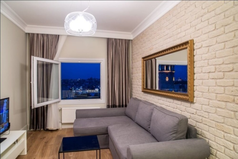 Exclusive Apartment Galata Tower with Sea View — комфортный отель в Стамбуле