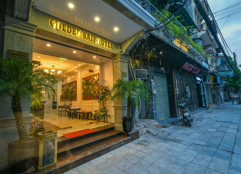 Golden Sail Hotel 3 — отель в Ханое, Вьетнам