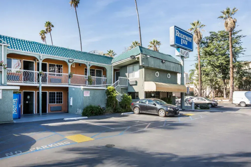Rodeway Inn Hollywood — отель с удобным расположением в Лос-Анджелесе