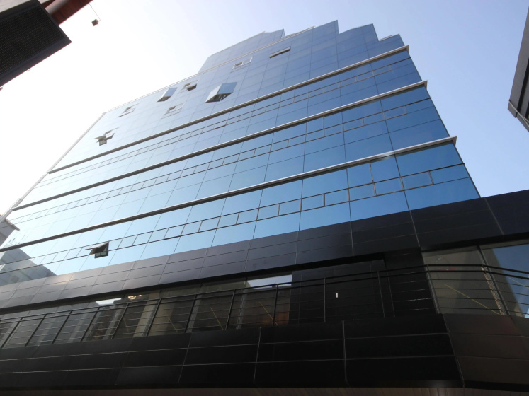 Platinum Hotel — отель с удобным расположением в Пусан