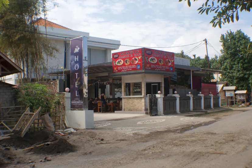 JM Hotel Kuta Lombok 3 — отель в Кута, Индонезия