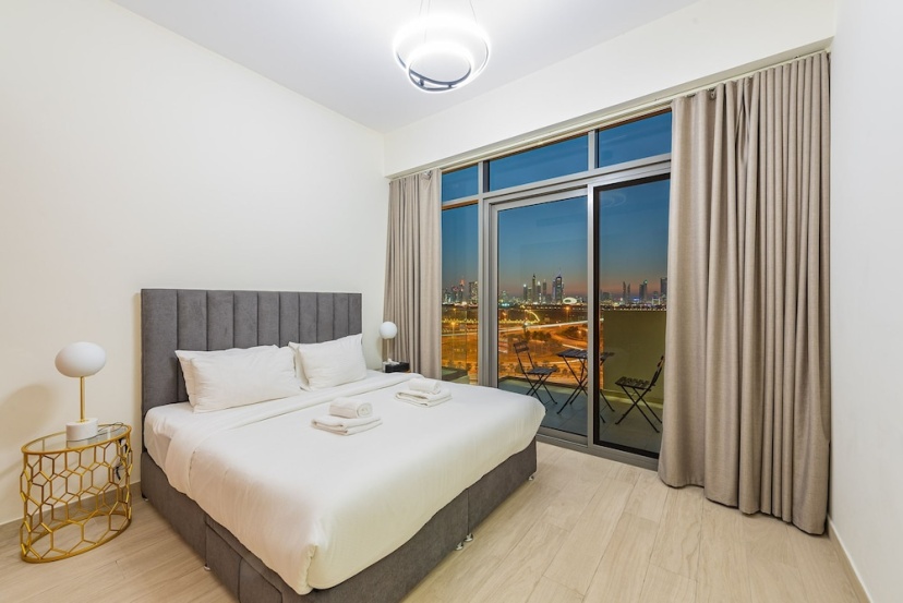 Цены на Cozy Convenient 1BR Haven in Al Jaddaf в Дубае