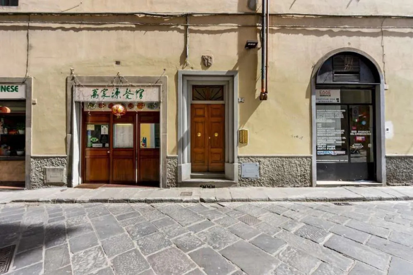 Apartments Florence Chiara Loft — забронировать отель в Флоренции