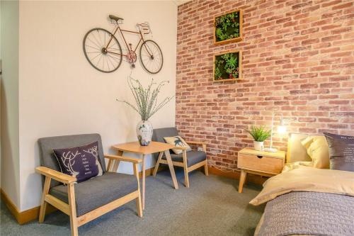 Hangzhou Xihu District ·Huanglong Sports Center Locals Apartment 00147450 — отзывы гостей и цены