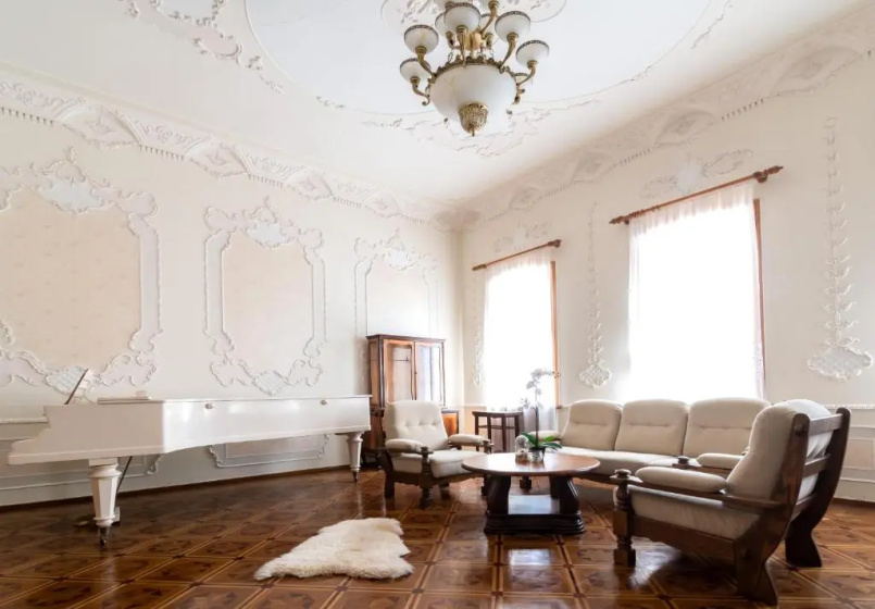 The Grand Piano Villa — отель в Кутаиси, Грузия