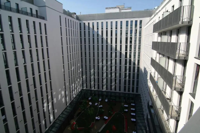 Цены на Holiday at Alexanderplatz Apartments в Берлине