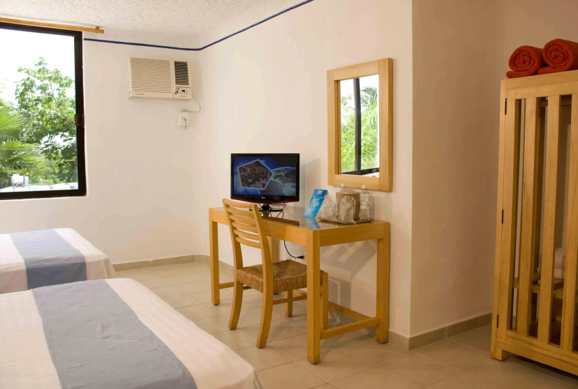 Hotel Sotavento & Yacht Club - Hotel in Cancún - Photo 3