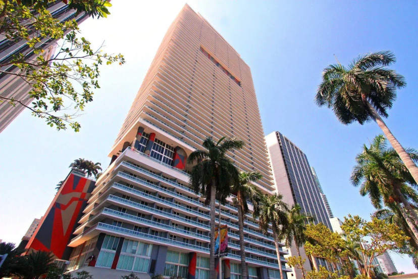 Цены на Luxury Apartments at 50 Biscayne в Майами