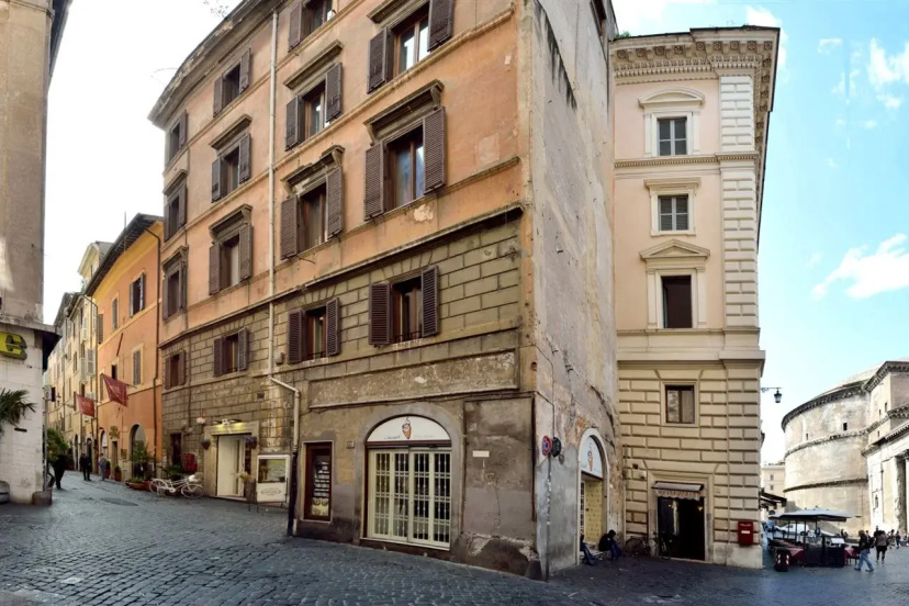 Hotel Pantheon — отель с отзывами гостей в Риме