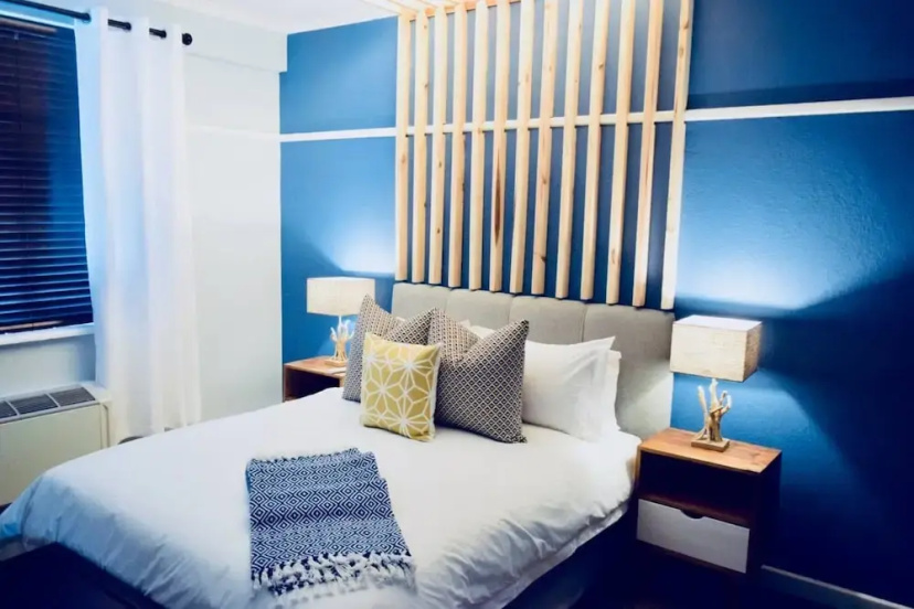 Elegant 1 Bedroom Apartment in Gardens — забронировать отель в Кейптауне