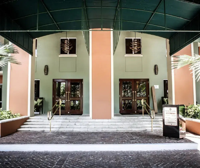 Private Residences at Mutiny Park — отель с удобствами в Майами