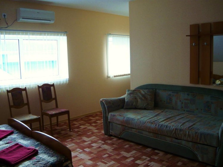 Guest House on Pionersky prospekt 36 — забронировать отель в Анапе
