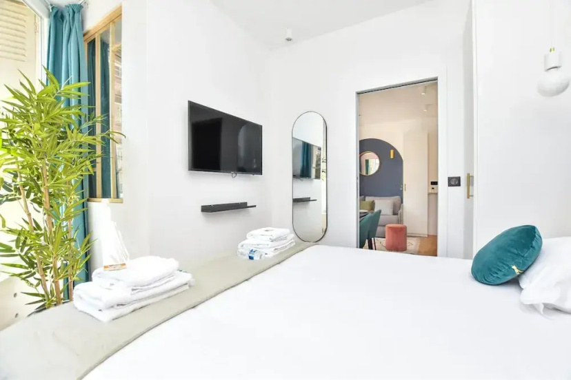 Cosy Apartment Near Eiffel Tower — отель с удобным расположением в Париже